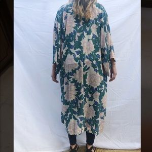 Free People If you say so Kimono Blue flower boho